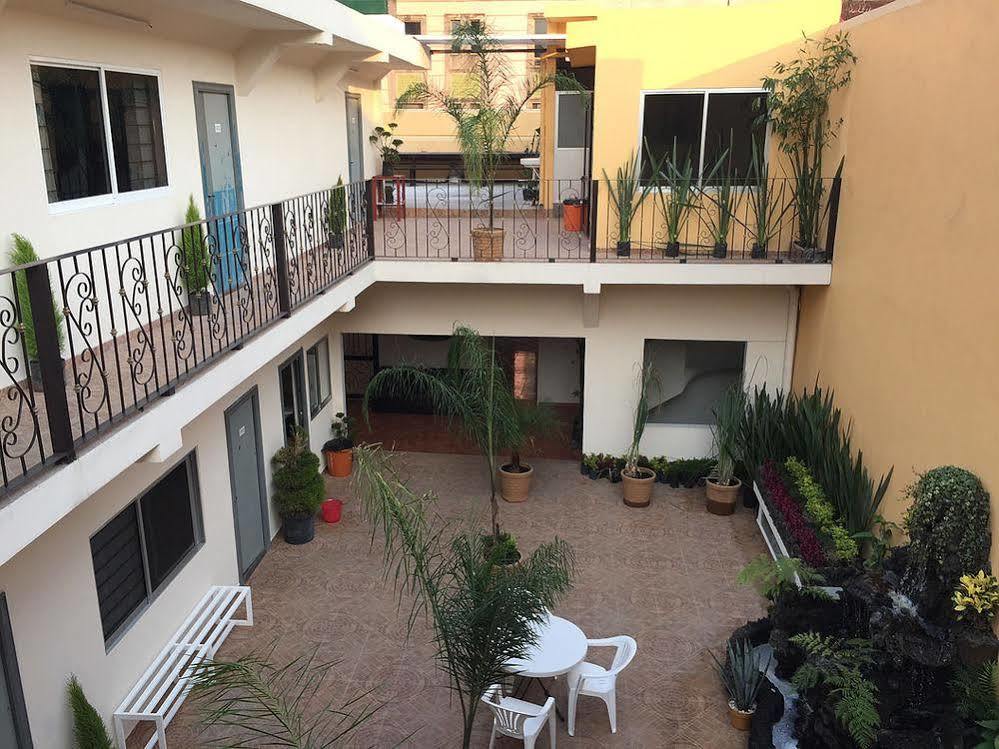 Oyo Hostel Oasis Centro Cerca Del Hospital Issste Hospital Jose Ma Morelos Mexikóváros Kültér fotó