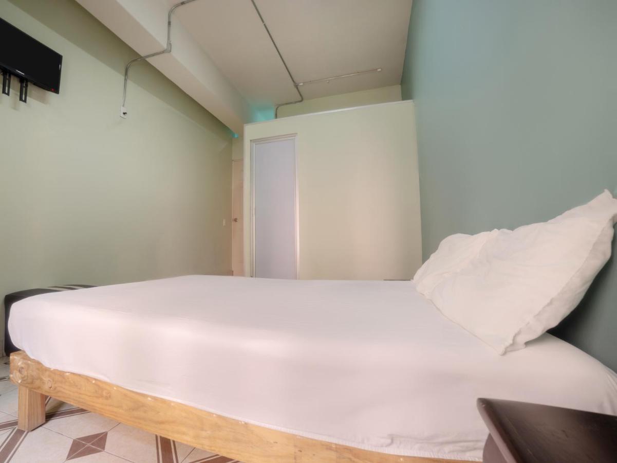 Oyo Hostel Oasis Centro Cerca Del Hospital Issste Hospital Jose Ma Morelos Mexikóváros Kültér fotó