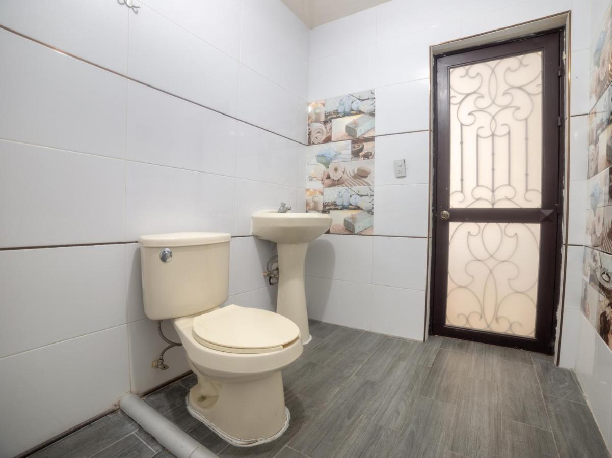 Oyo Hostel Oasis Centro Cerca Del Hospital Issste Hospital Jose Ma Morelos Mexikóváros Kültér fotó