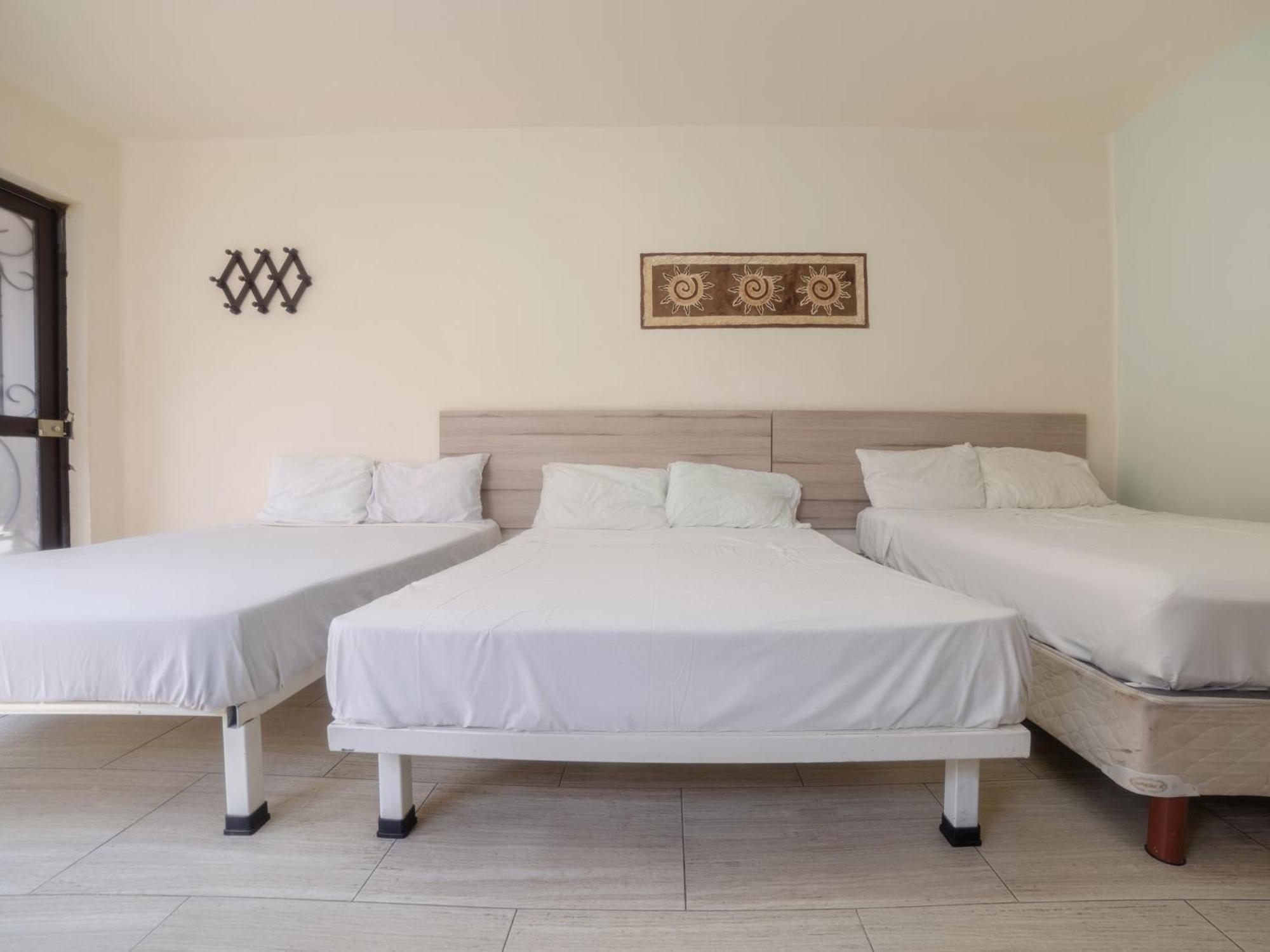 Oyo Hostel Oasis Centro Cerca Del Hospital Issste Hospital Jose Ma Morelos Mexikóváros Kültér fotó