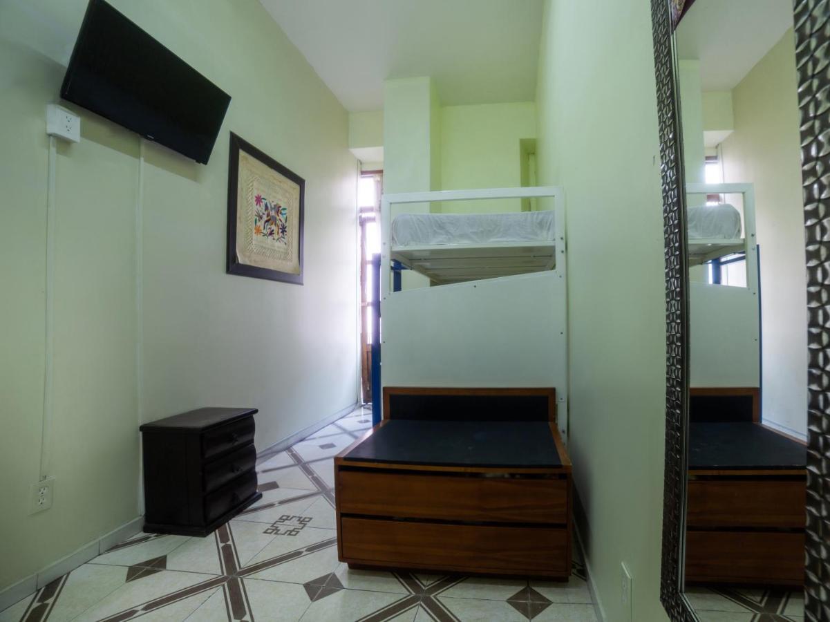 Oyo Hostel Oasis Centro Cerca Del Hospital Issste Hospital Jose Ma Morelos Mexikóváros Kültér fotó