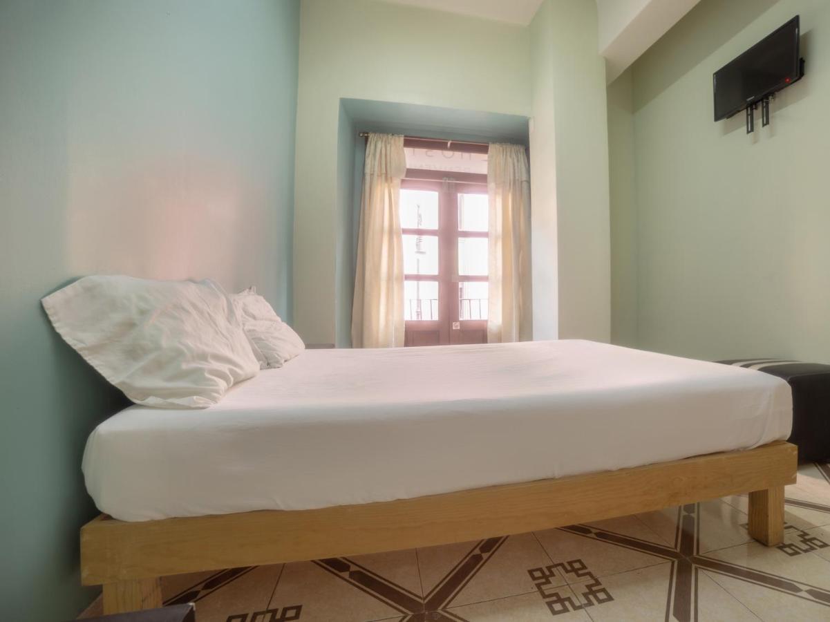 Oyo Hostel Oasis Centro Cerca Del Hospital Issste Hospital Jose Ma Morelos Mexikóváros Kültér fotó