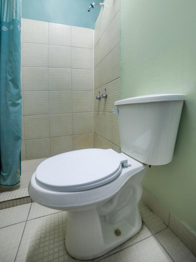 Oyo Hostel Oasis Centro Cerca Del Hospital Issste Hospital Jose Ma Morelos Mexikóváros Kültér fotó